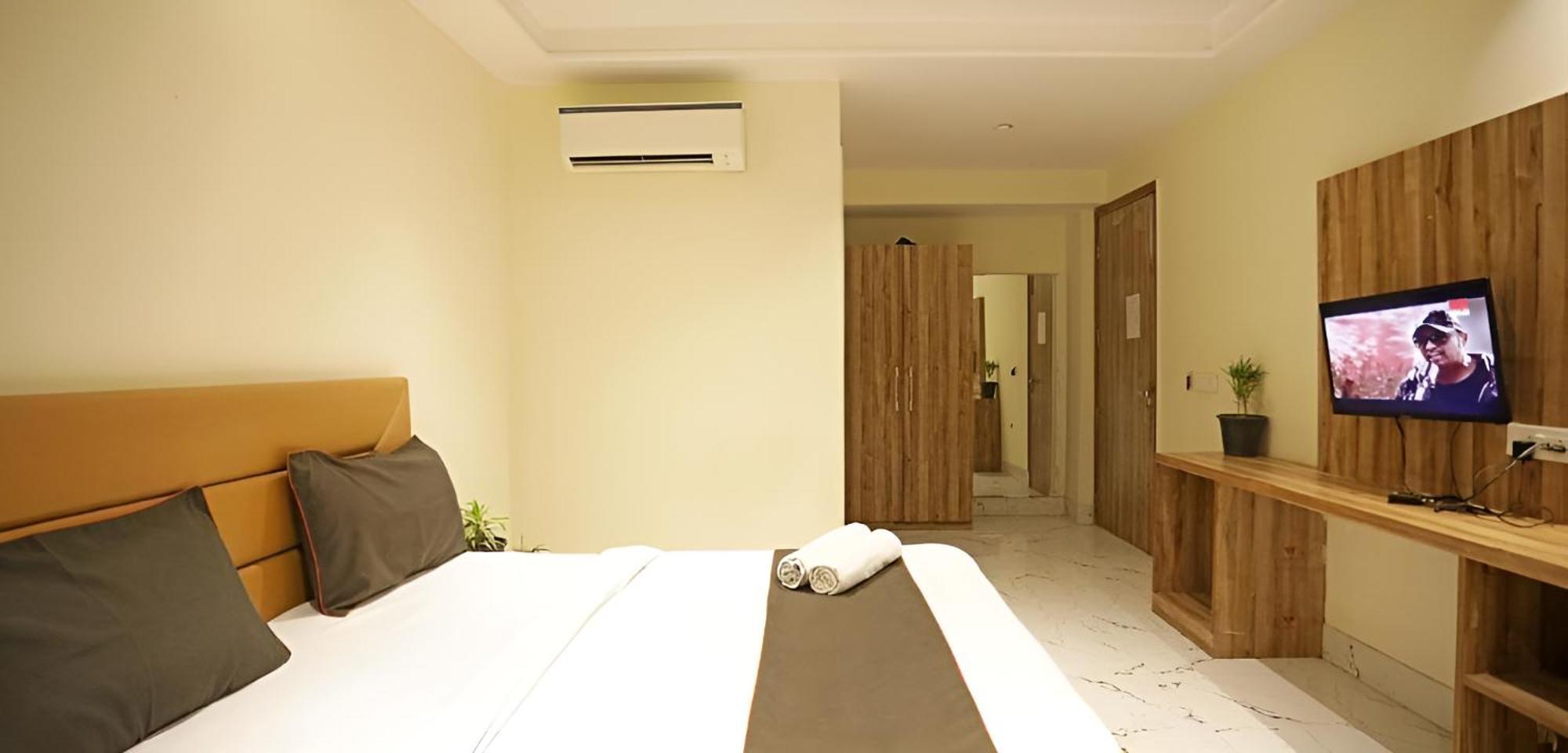 Goodluck House Near Terminal 3 Igi Airport Hotel New Delhi Buitenkant foto