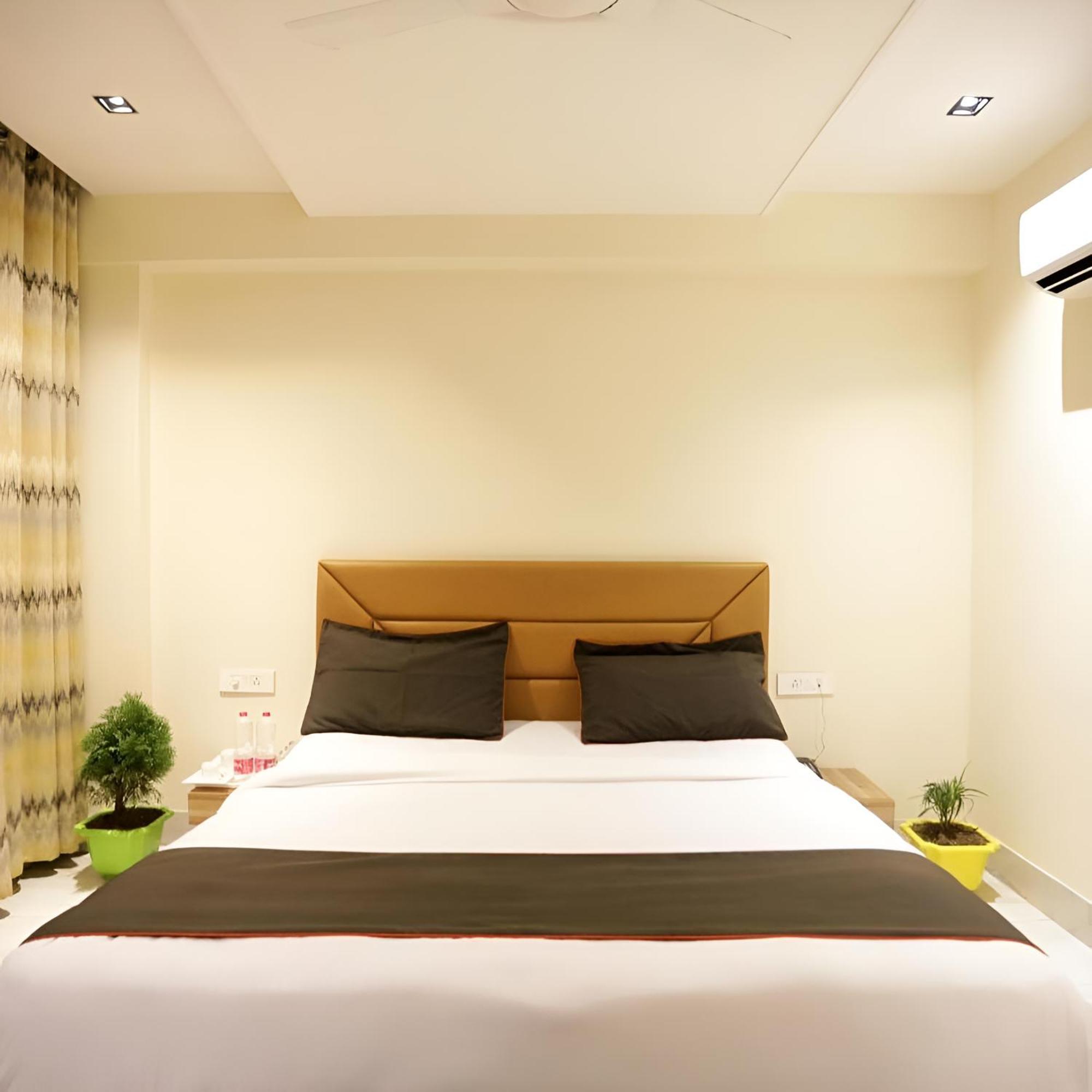 Goodluck House Near Terminal 3 Igi Airport Hotel New Delhi Buitenkant foto